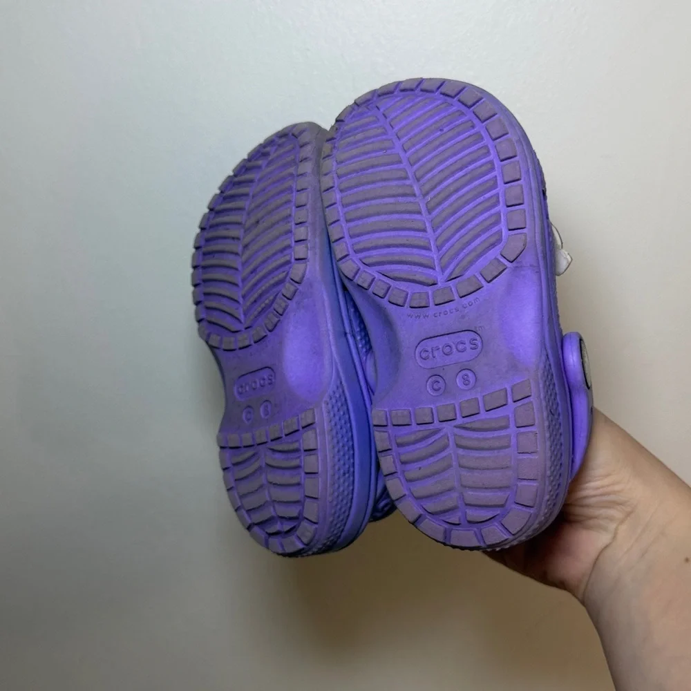 CROCS lightweight clogs